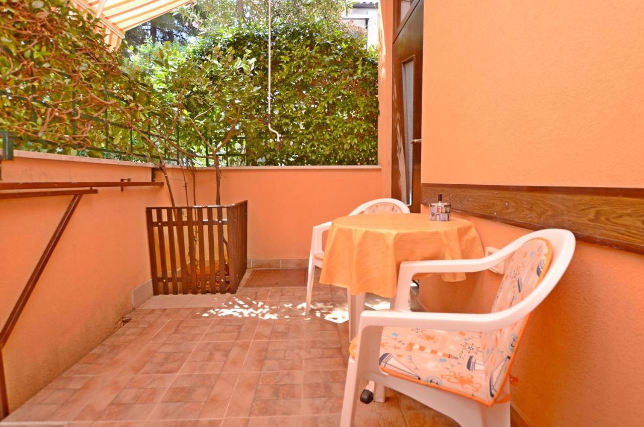 Lili Apartment Novigrad  ภายนอก รูปภาพ