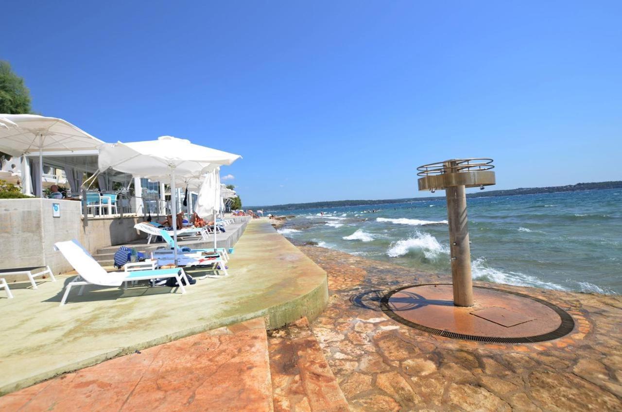 Lili Apartment Novigrad  ภายนอก รูปภาพ