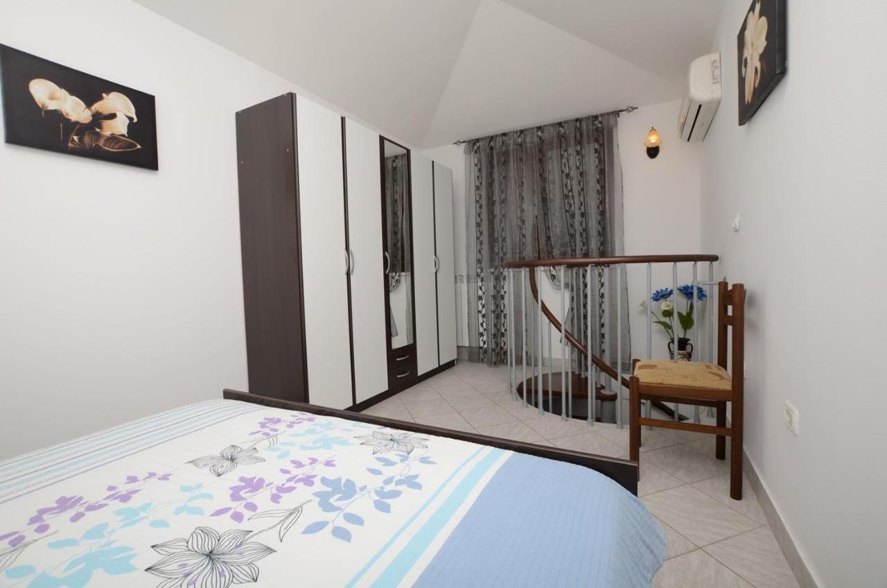 Lili Apartment Novigrad  ภายนอก รูปภาพ